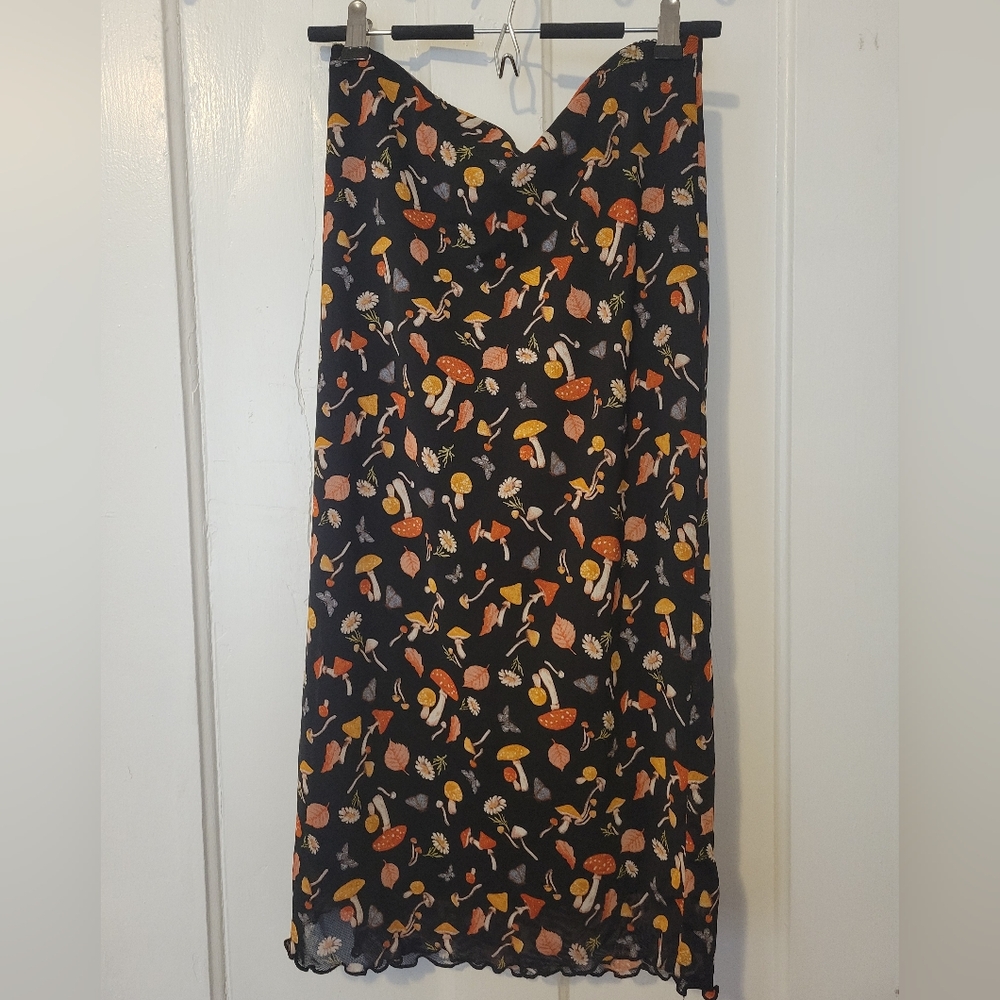 Forever 21 Black Mushroom Midi Skirt